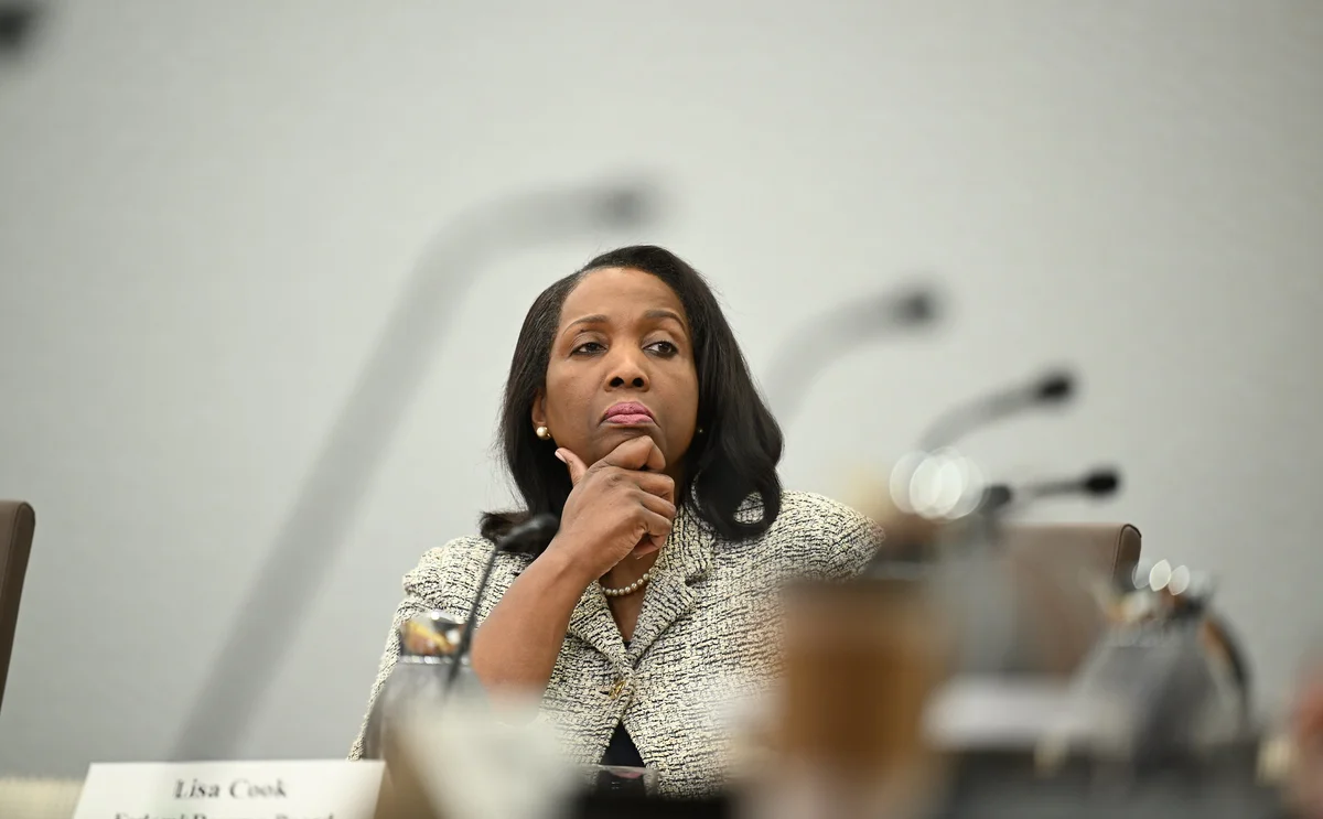 Trump renews push to sack Fed governor Lisa Cook